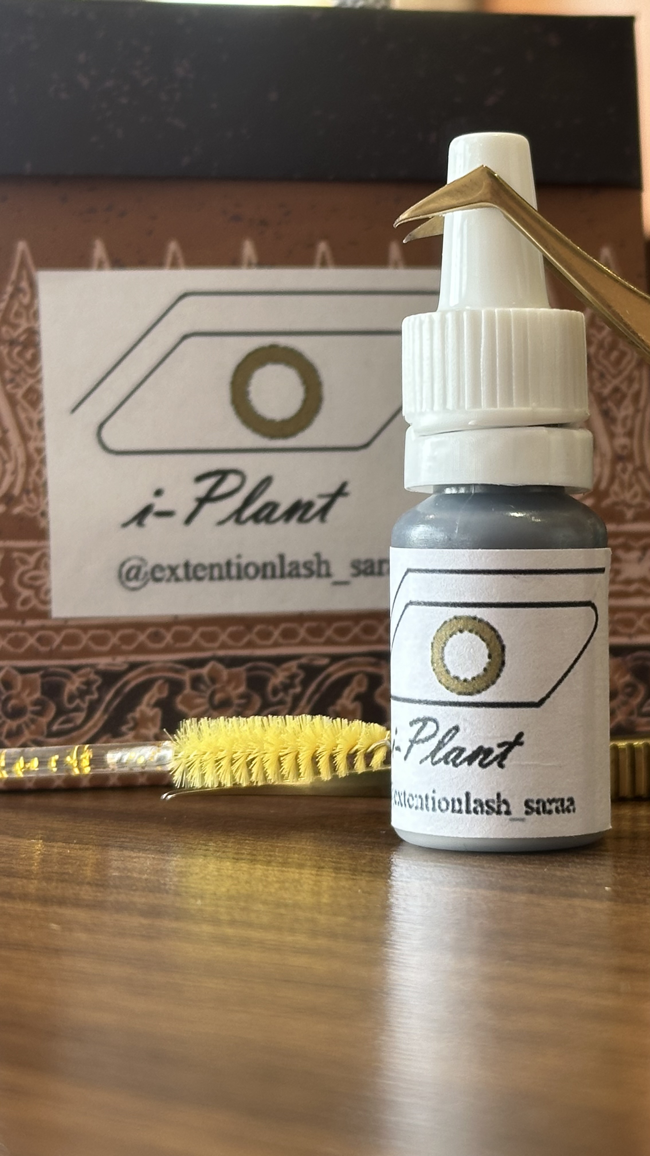 چسب کاشت مژه ترکیبی آی پلنت ده گرمی(ماندگاری یک ماه+جزوه آموزشی رایگان)